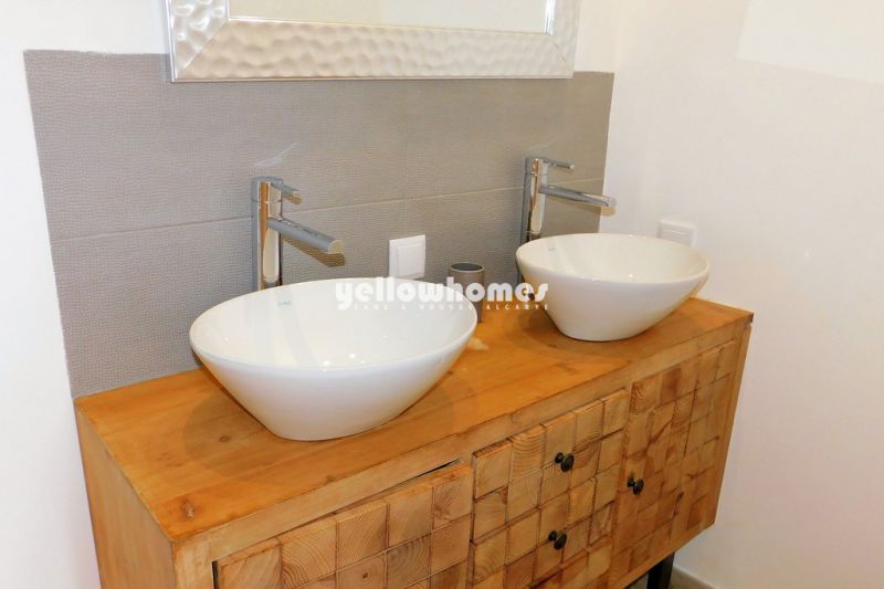 Bonita casa típica V3 completamente remodelada perto de Boliqueime